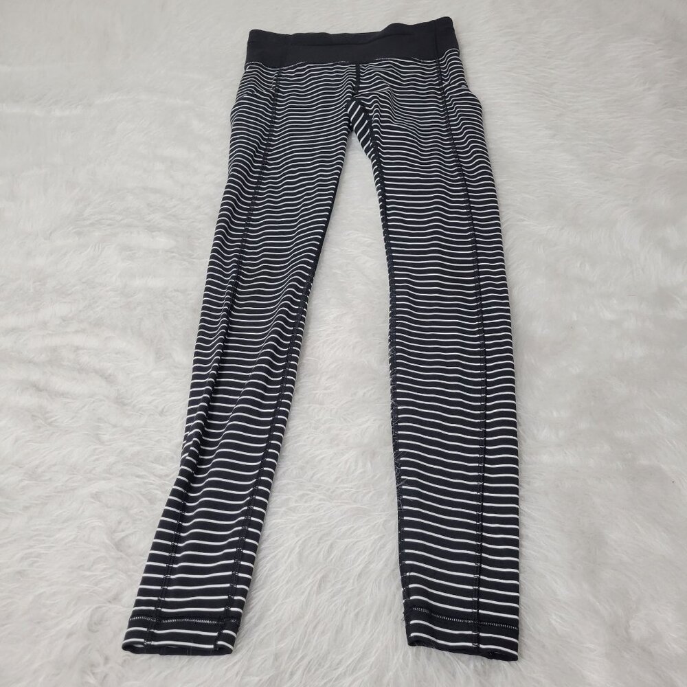 Lululemon Speed Tight Ii Parallel Stripe Black Wh… - image 4